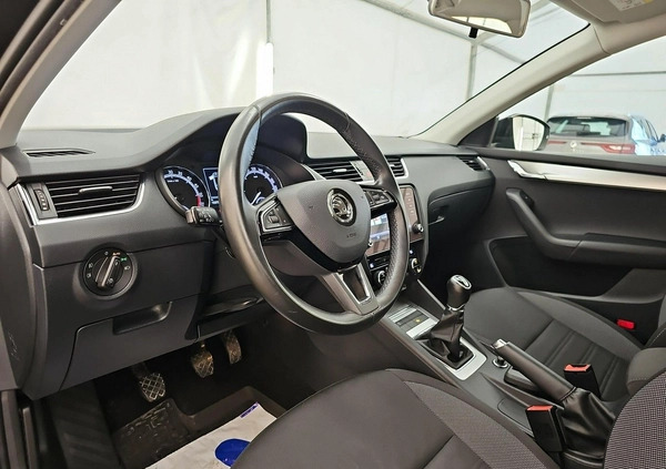 Skoda Octavia cena 56900 przebieg: 153723, rok produkcji 2019 z Oleszyce małe 326